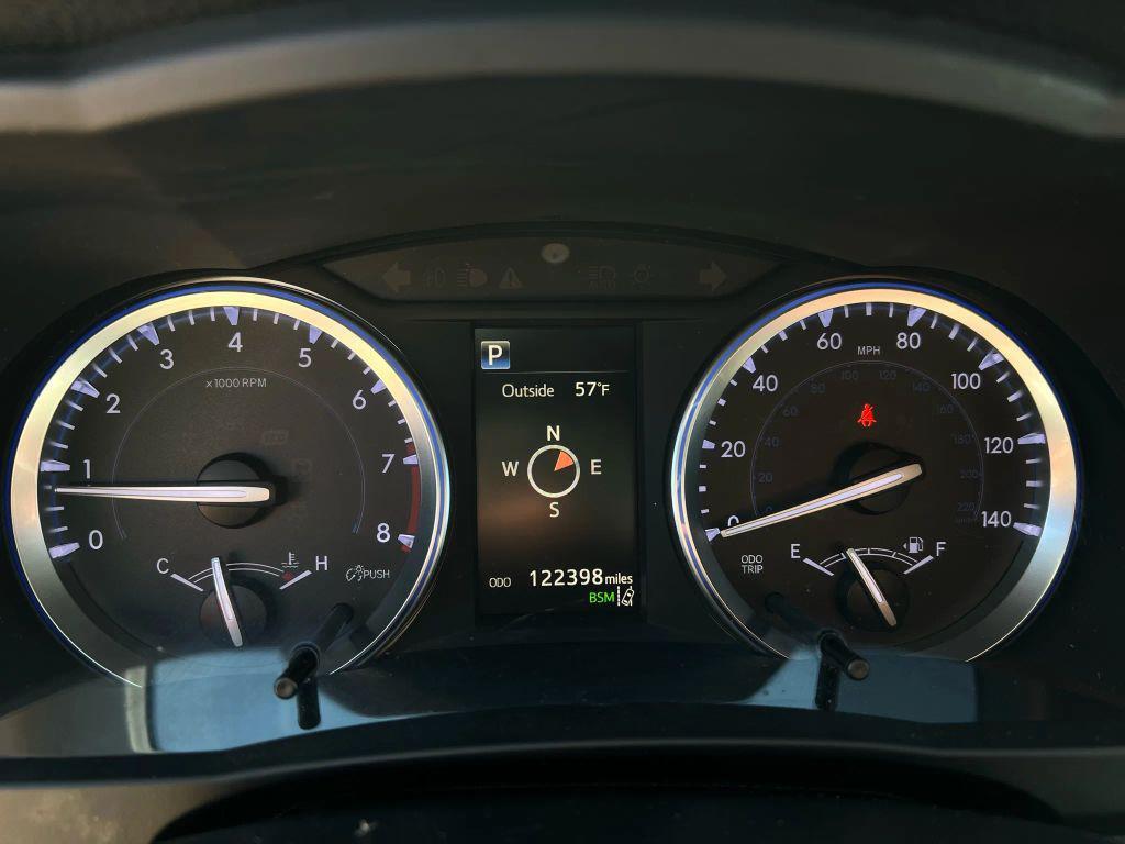 used 2019 Toyota Highlander car, priced at $17,975