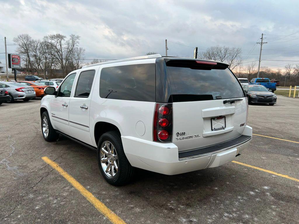 used 2014 GMC Yukon XL car, priced at $14,975