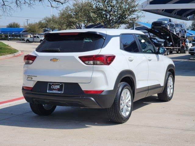used 2024 Chevrolet TrailBlazer car, priced at $18,737