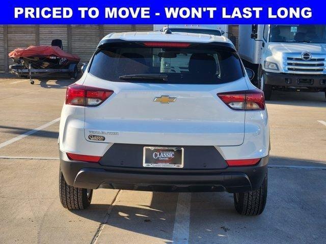 used 2025 Chevrolet TrailBlazer car, priced at $21,265