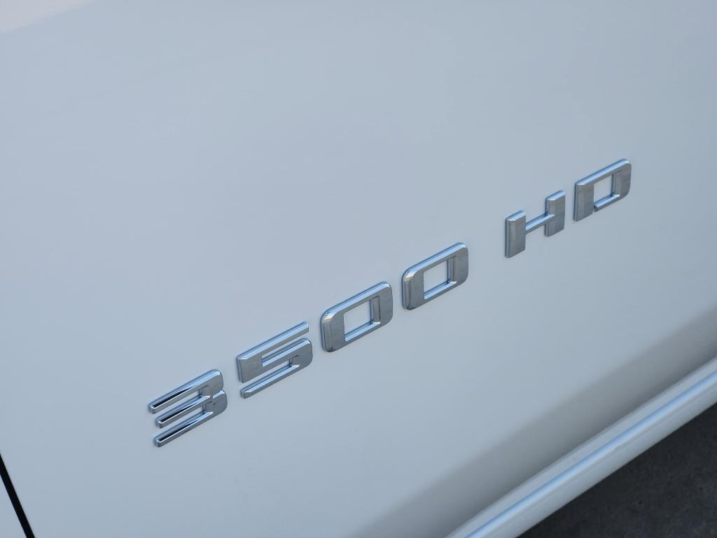 new 2026 Chevrolet Silverado 3500 car, priced at $66,323