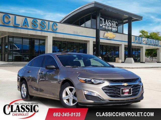 used 2022 Chevrolet Malibu car, priced at $16,901