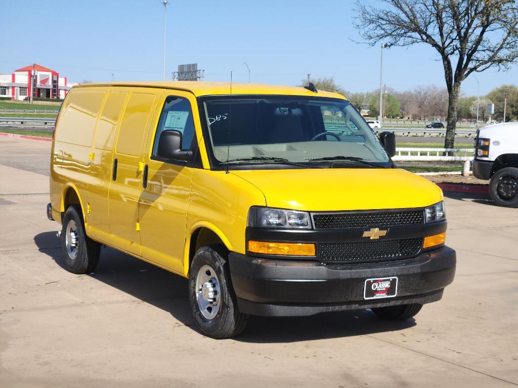 new 2025 Chevrolet Express 2500 car, priced at $39,365