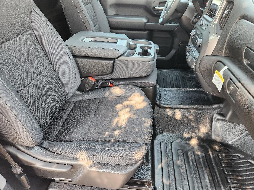 new 2025 Chevrolet Silverado 2500 car, priced at $50,345