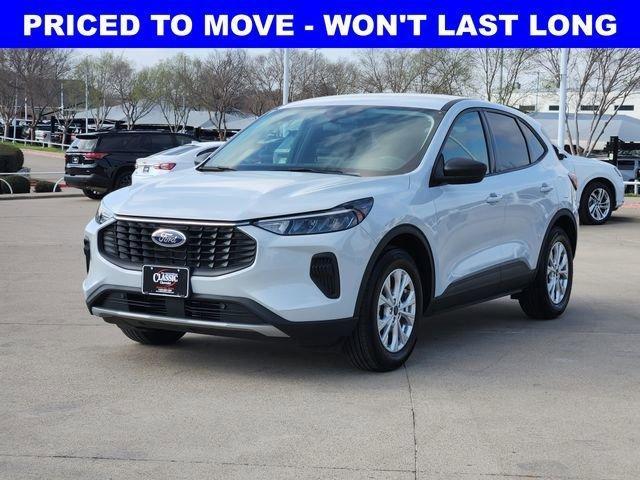 used 2025 Ford Escape car, priced at $22,321