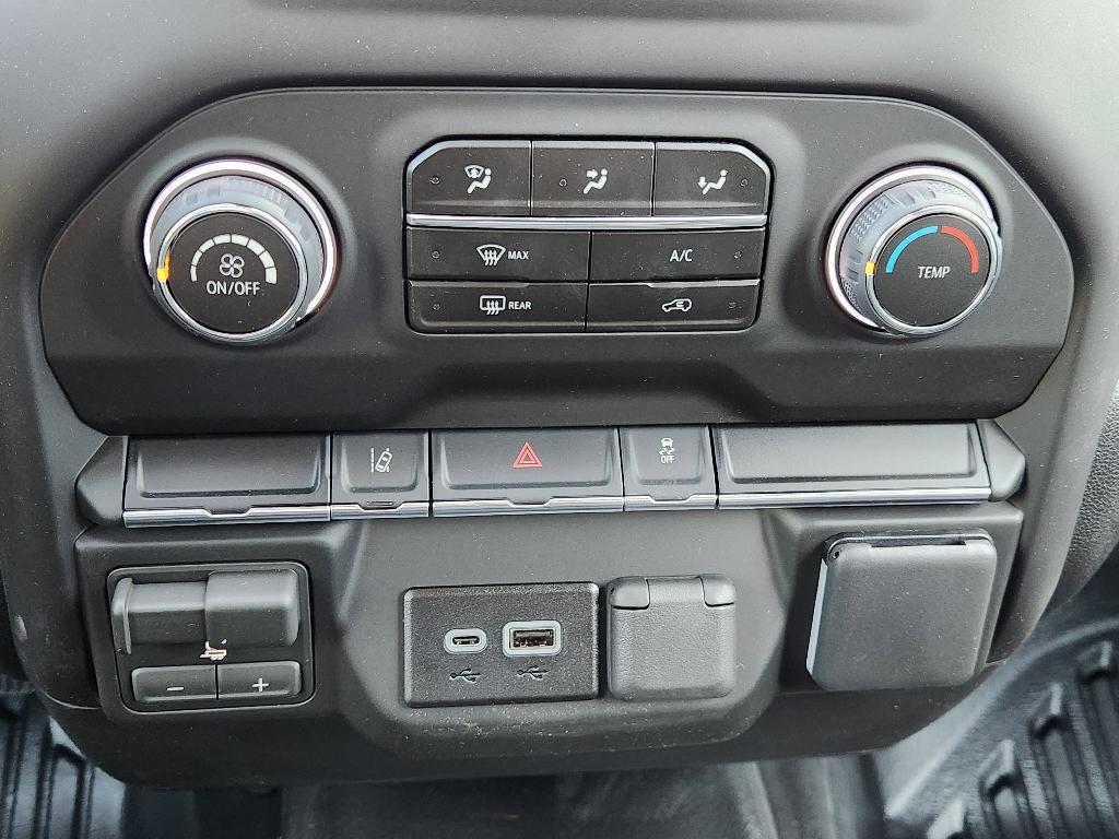 new 2026 Chevrolet Silverado 3500 car