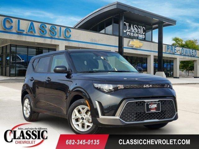 used 2025 Kia Soul car, priced at $18,629
