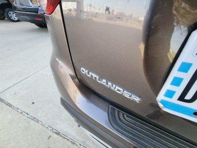 used 2020 Mitsubishi Outlander car, priced at $14,042