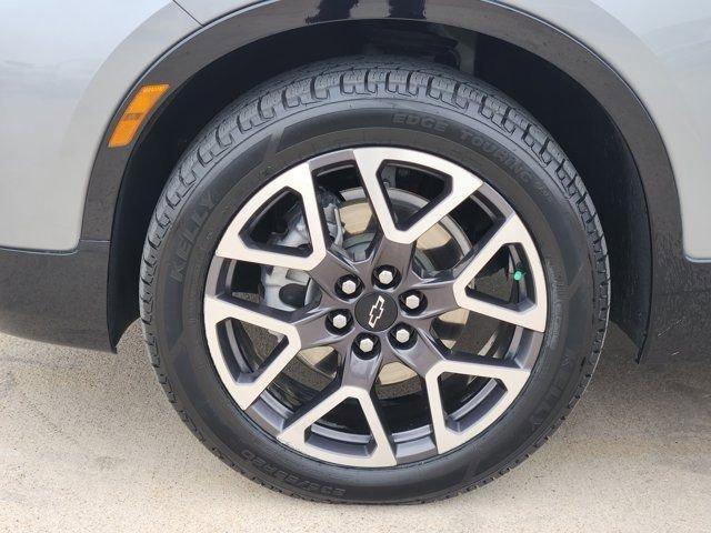 used 2024 Chevrolet Blazer car, priced at $31,042