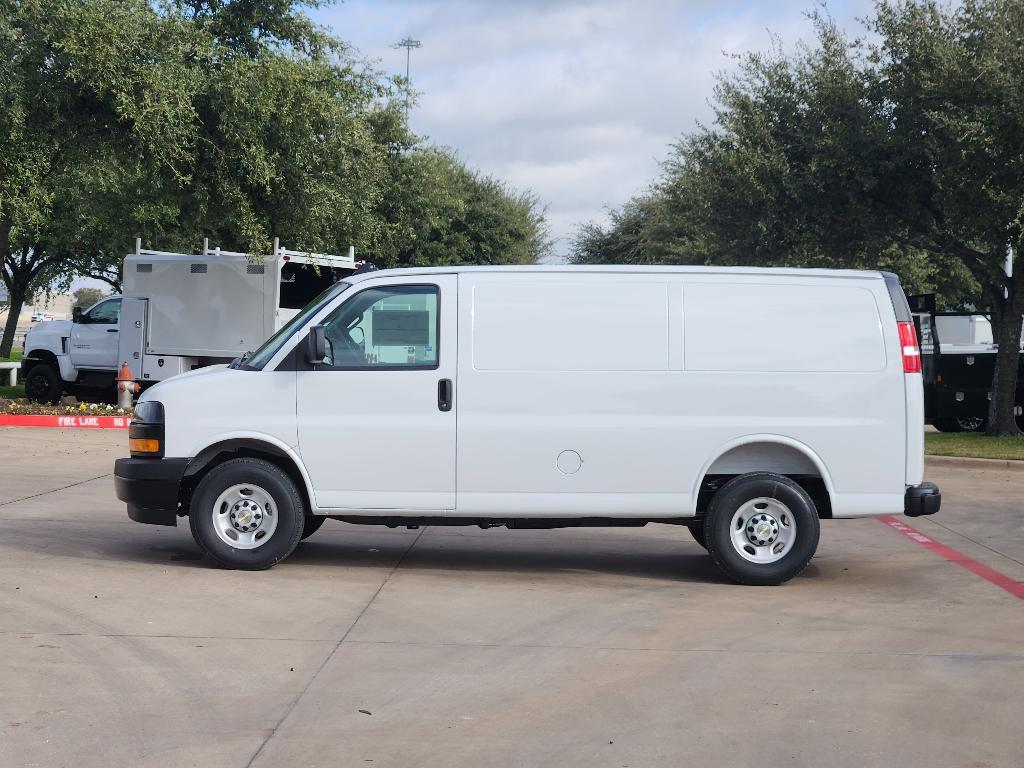 new 2025 Chevrolet Express 2500 car, priced at $45,720