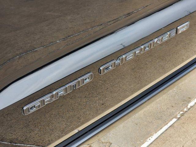 used 2021 Jeep Grand Cherokee car, priced at $24,937