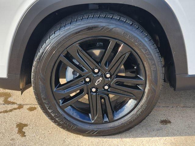 used 2025 Chevrolet Trax car, priced at $23,873