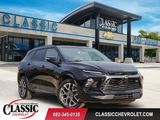 used 2025 Chevrolet Blazer car, priced at $30,605