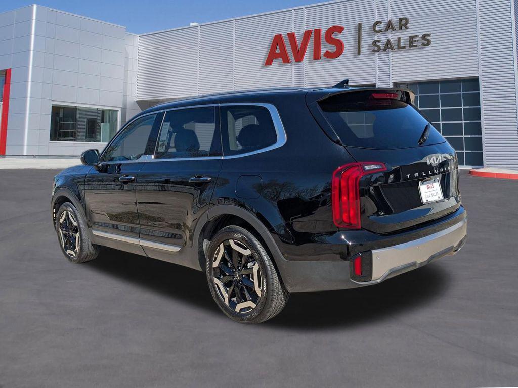 used 2025 Kia Telluride car, priced at $35,799