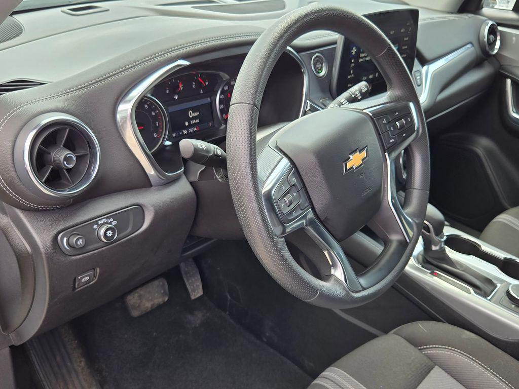 used 2025 Chevrolet Blazer car, priced at $25,299
