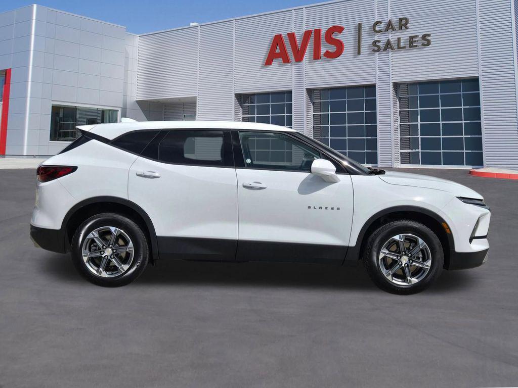 used 2025 Chevrolet Blazer car, priced at $25,299
