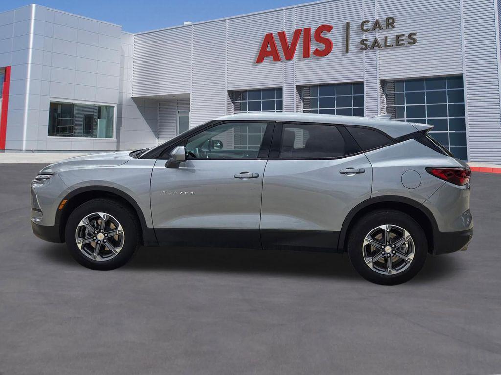 used 2025 Chevrolet Blazer car, priced at $25,299