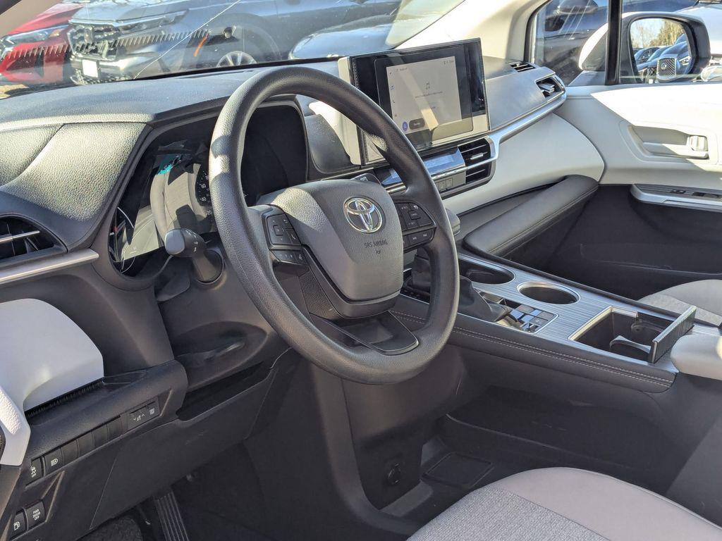 used 2025 Toyota Sienna car, priced at $37,399