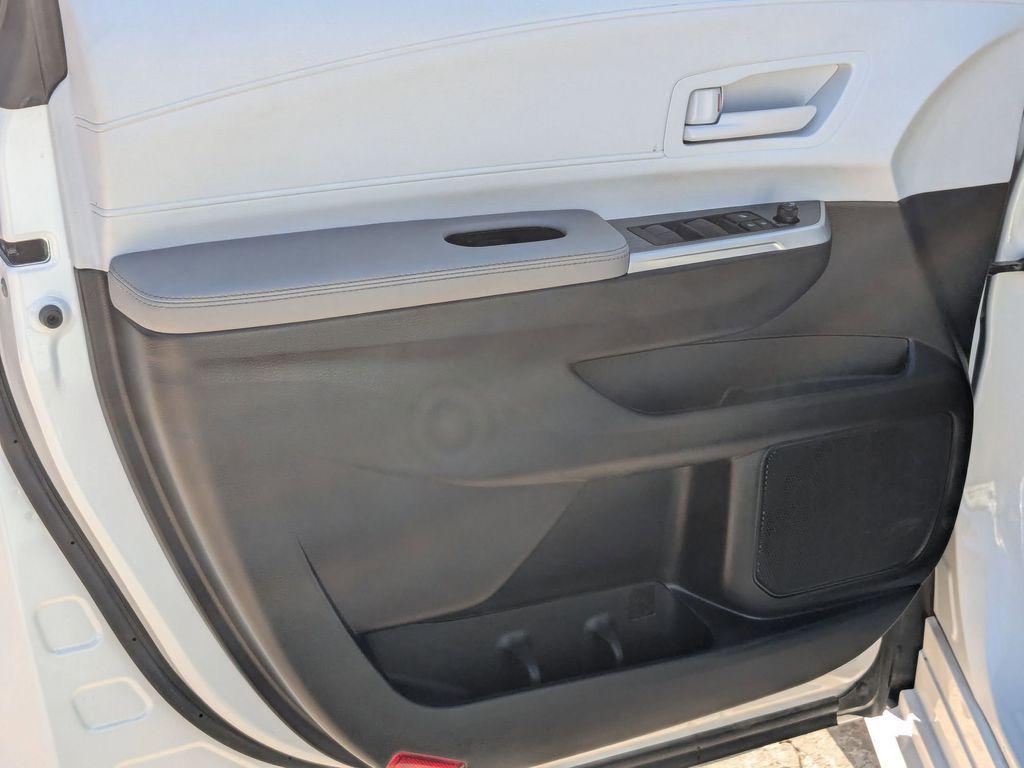 used 2025 Toyota Sienna car, priced at $37,399