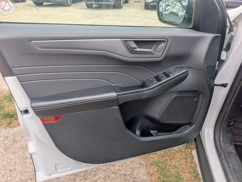 used 2025 Ford Escape car, priced at $19,999