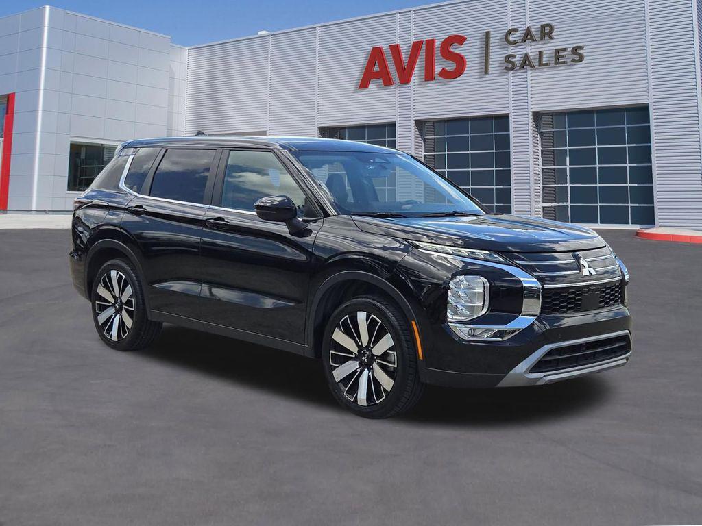 used 2025 Mitsubishi Outlander car, priced at $22,924