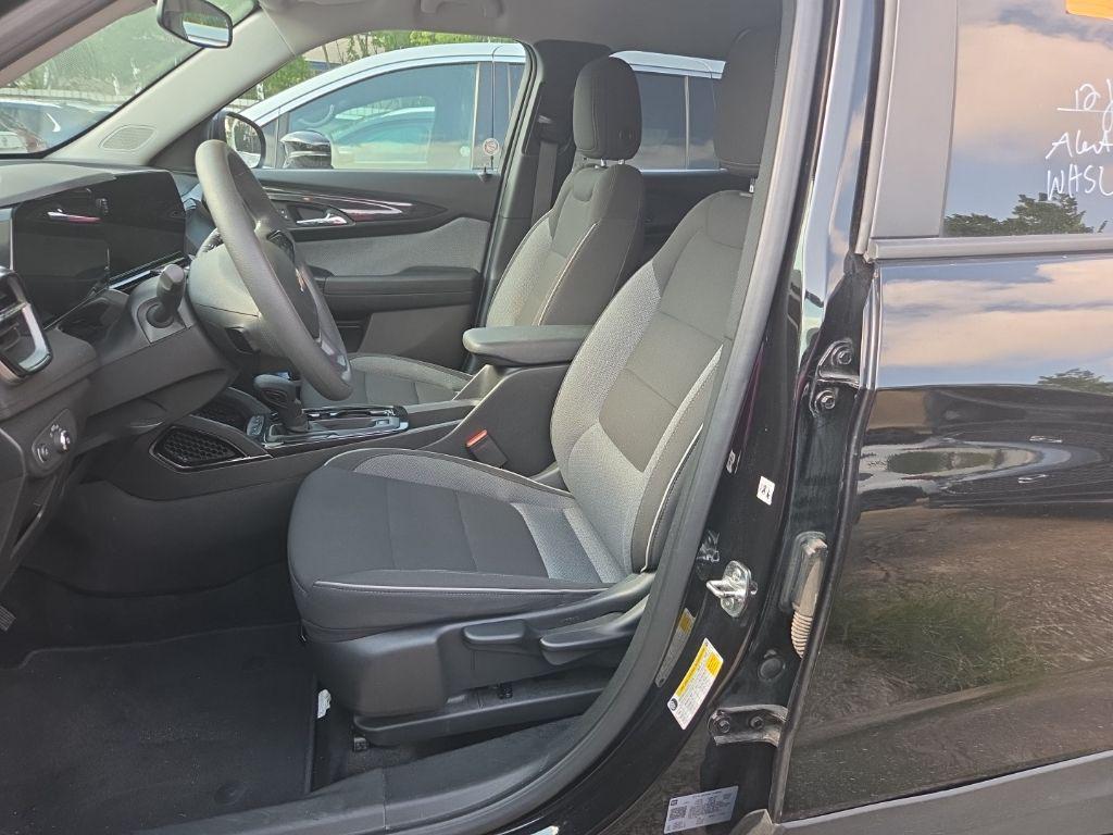 used 2025 Chevrolet TrailBlazer car, priced at $19,824