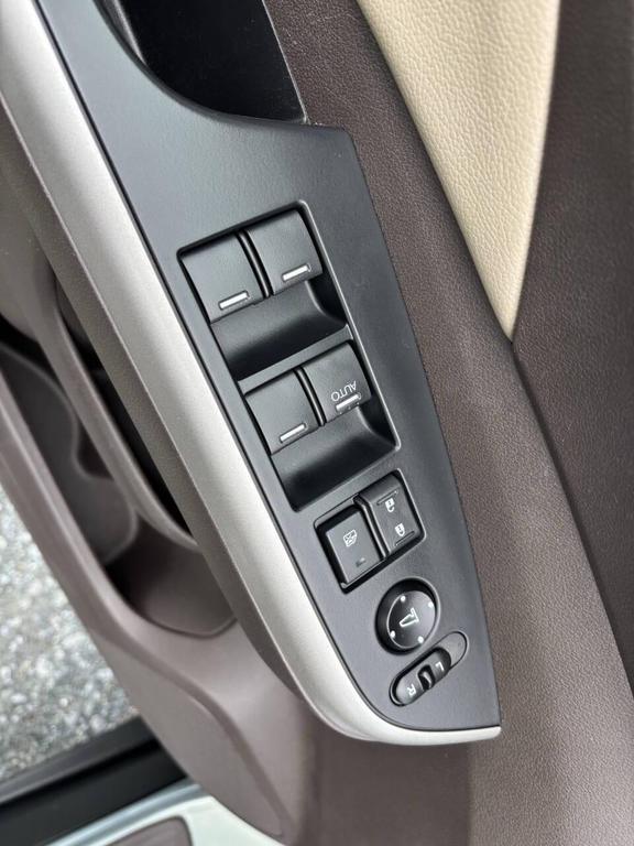 used 2012 Honda CR-V car, priced at $11,995