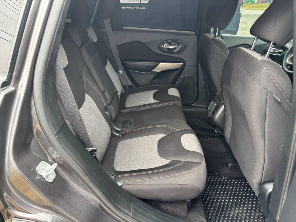 used 2018 Jeep Cherokee car, priced at $12,995