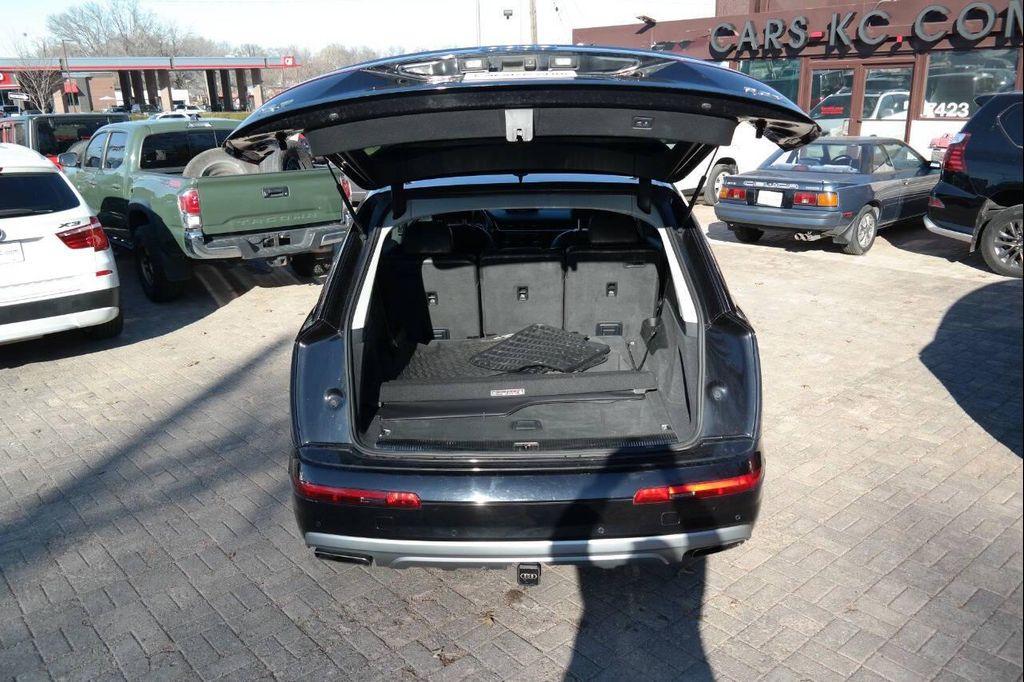 used 2017 Audi Q7 car, priced at $14,500