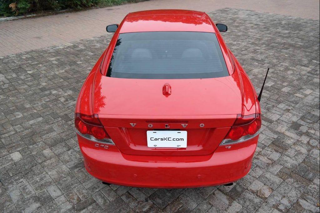 used 2009 Volvo C70 car, priced at $8,500