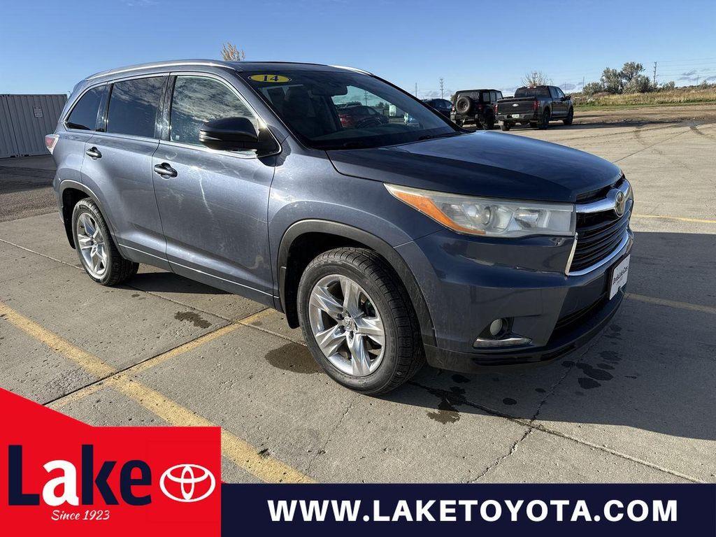 used 2014 Toyota Highlander car, priced at $15,591