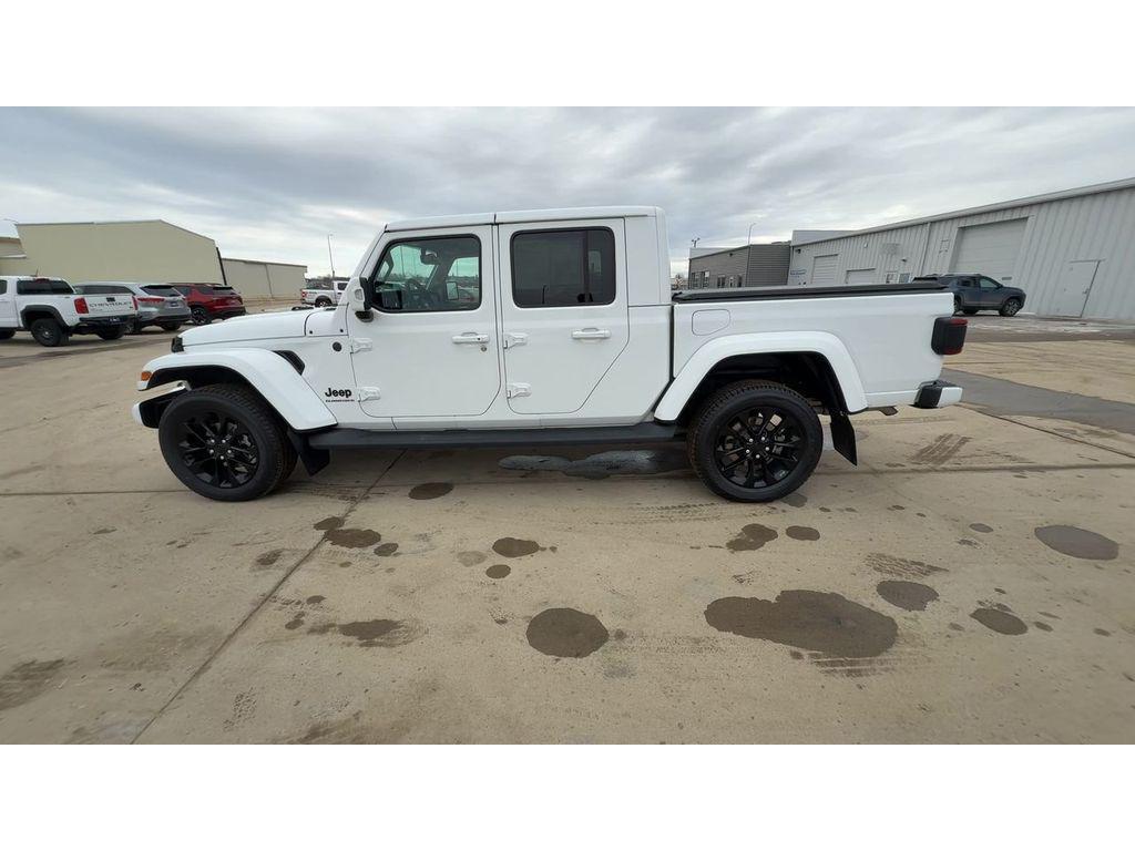 used 2023 Jeep Gladiator car, priced at $30,693