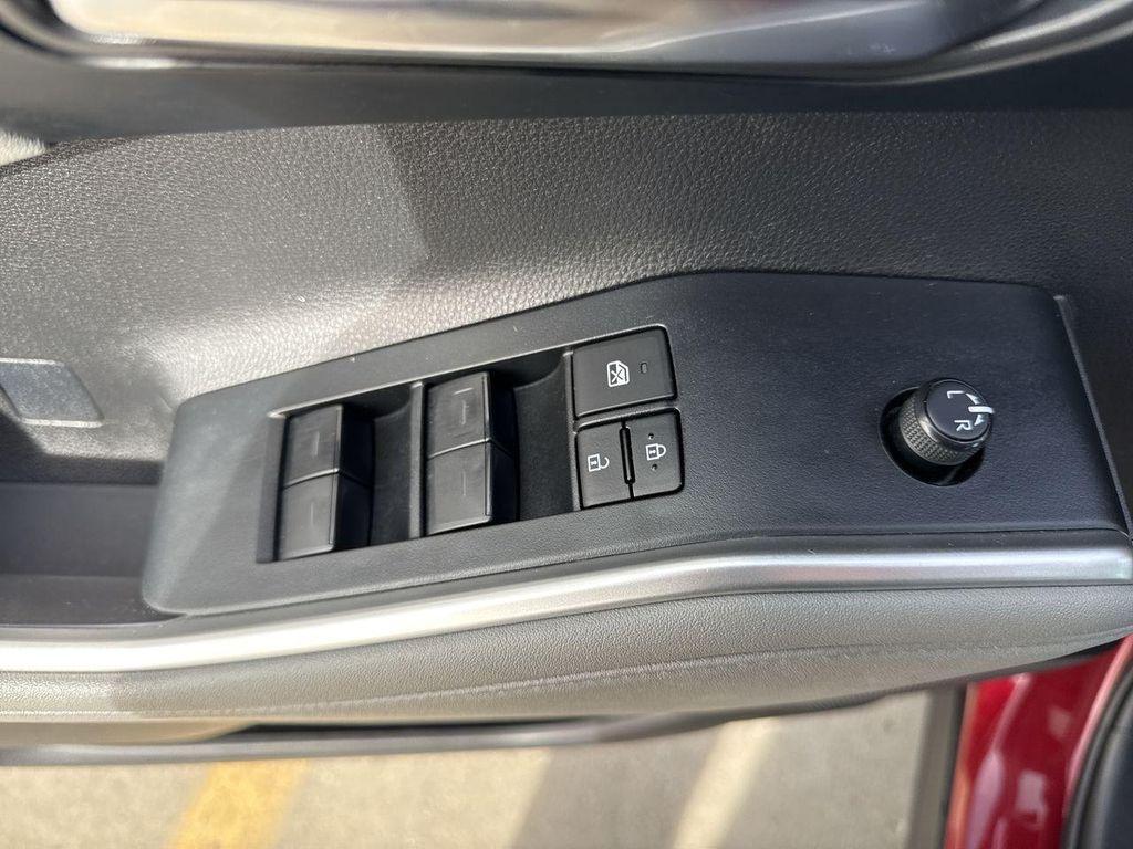 used 2024 Toyota Highlander car, priced at $41,392