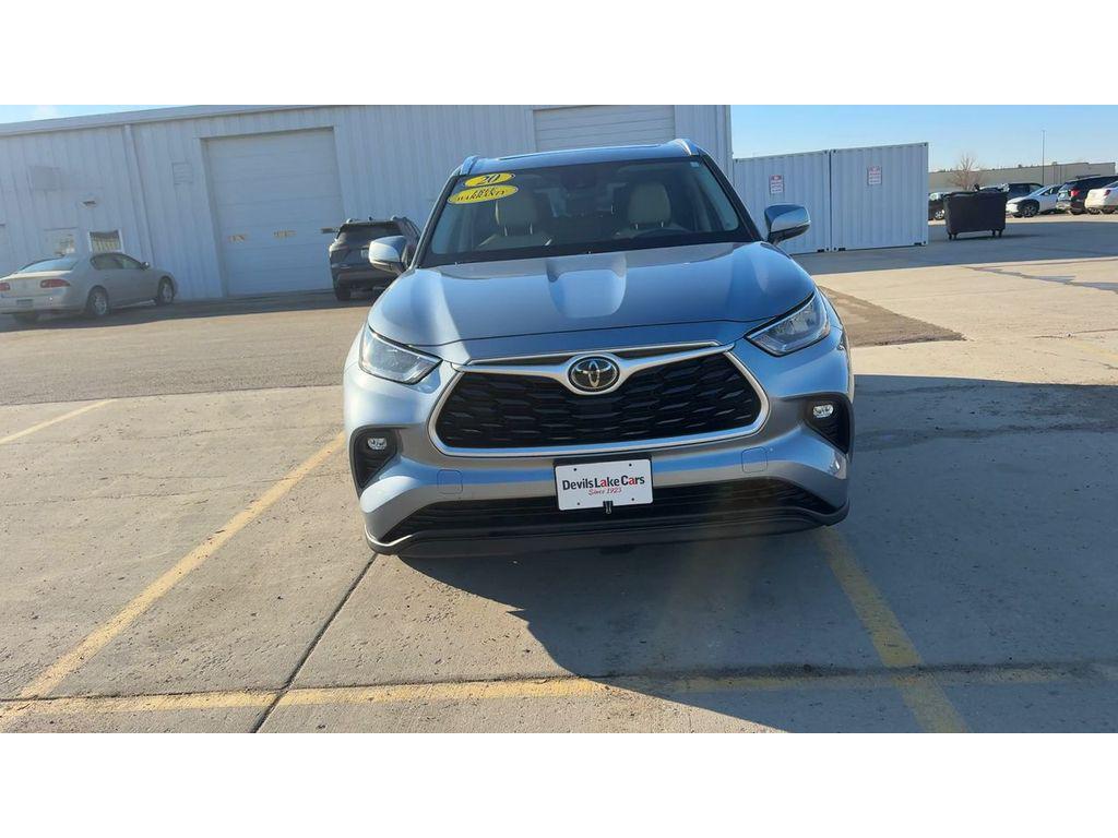 used 2020 Toyota Highlander car, priced at $26,991