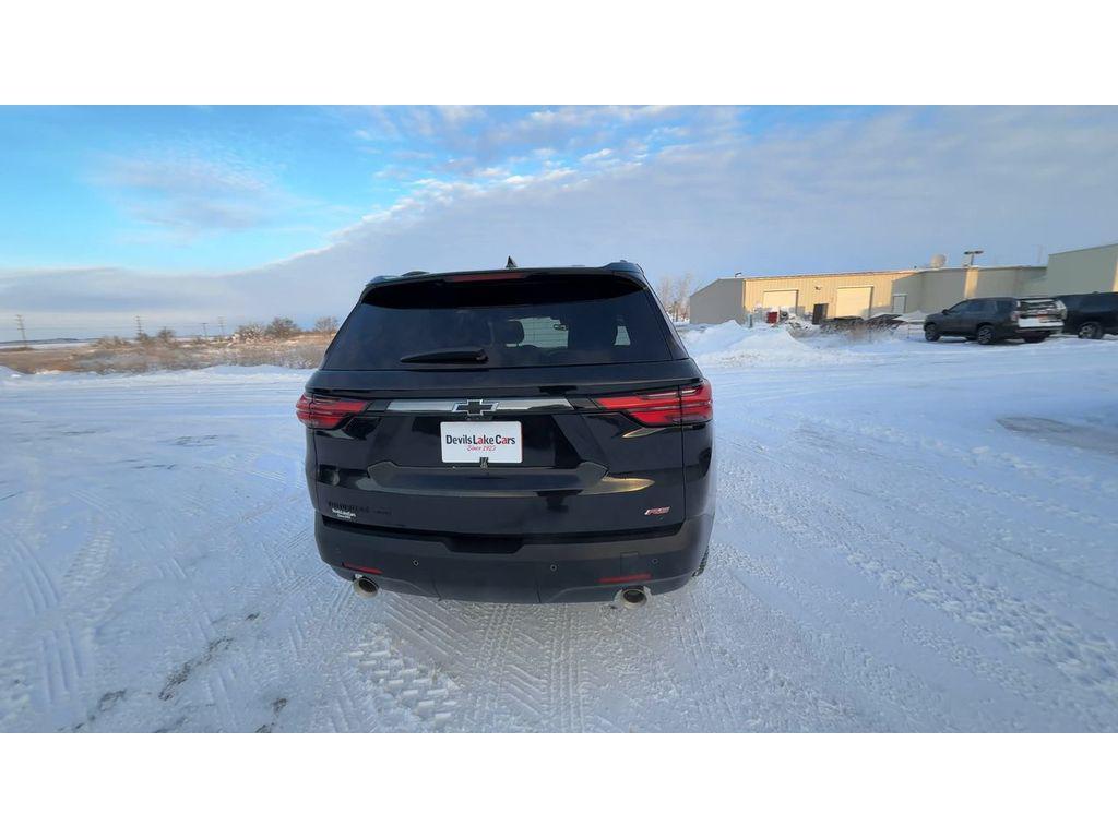 used 2022 Chevrolet Traverse car, priced at $32,494