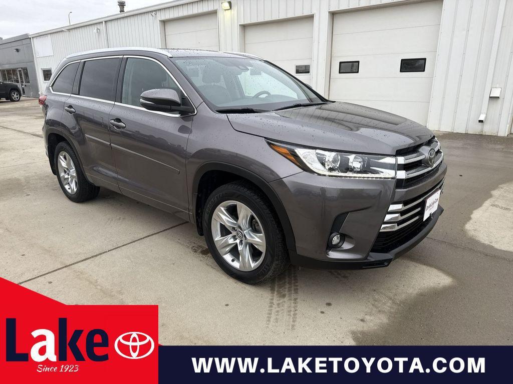 used 2019 Toyota Highlander car, priced at $25,098