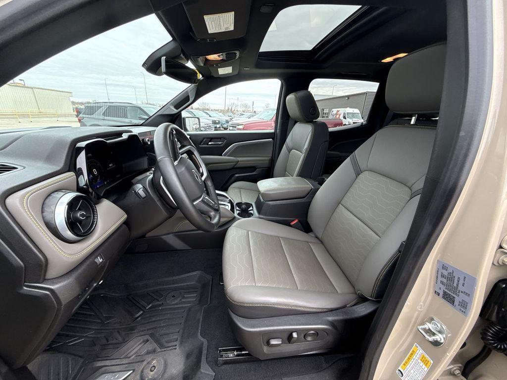 used 2024 Chevrolet Colorado car, priced at $42,991