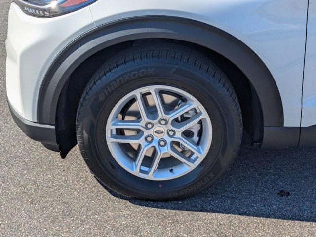 new 2026 Ford Explorer car, priced at $38,462