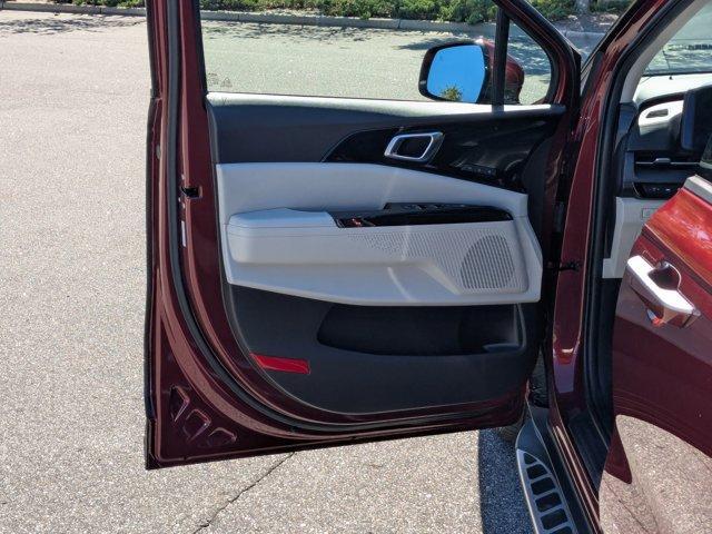 used 2023 Kia Carnival car, priced at $31,912