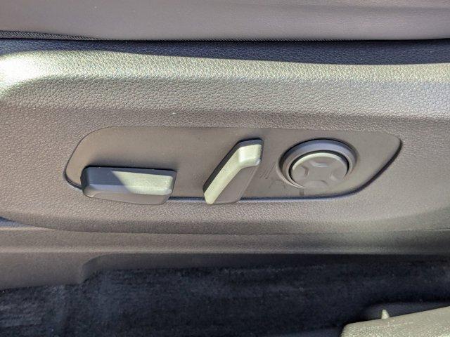 used 2023 Kia Carnival car, priced at $31,912