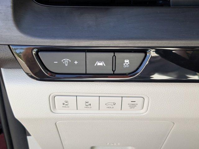 used 2023 Kia Carnival car, priced at $31,912