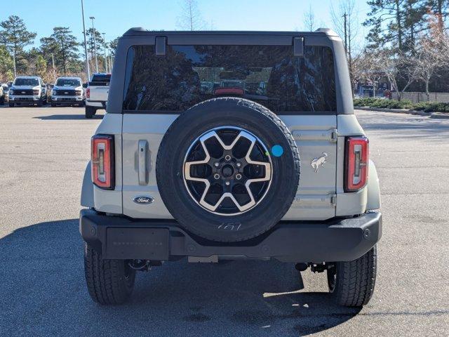 new 2025 Ford Bronco car, priced at $49,577