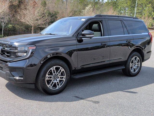 used 2025 Ford Expedition car, priced at $56,266