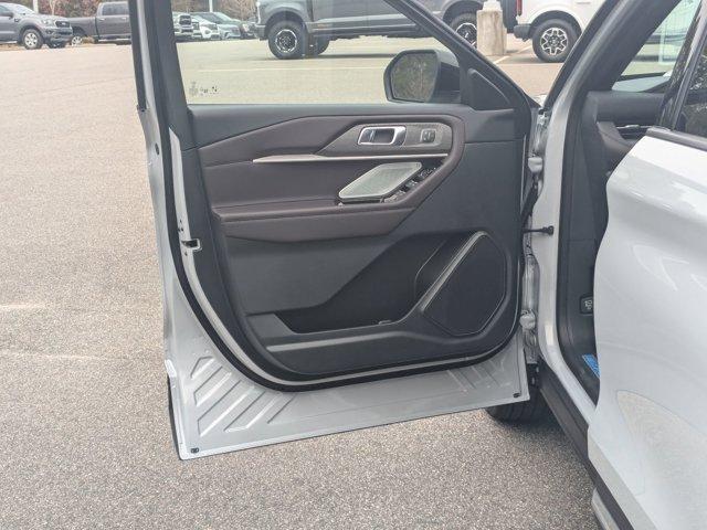 new 2026 Ford Explorer car, priced at $48,742