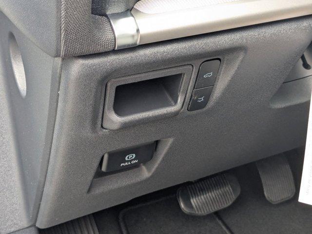 new 2026 Ford Expedition car, priced at $72,177