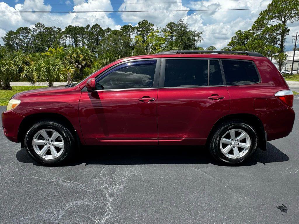 2010 Burgundy Toyota Highlander