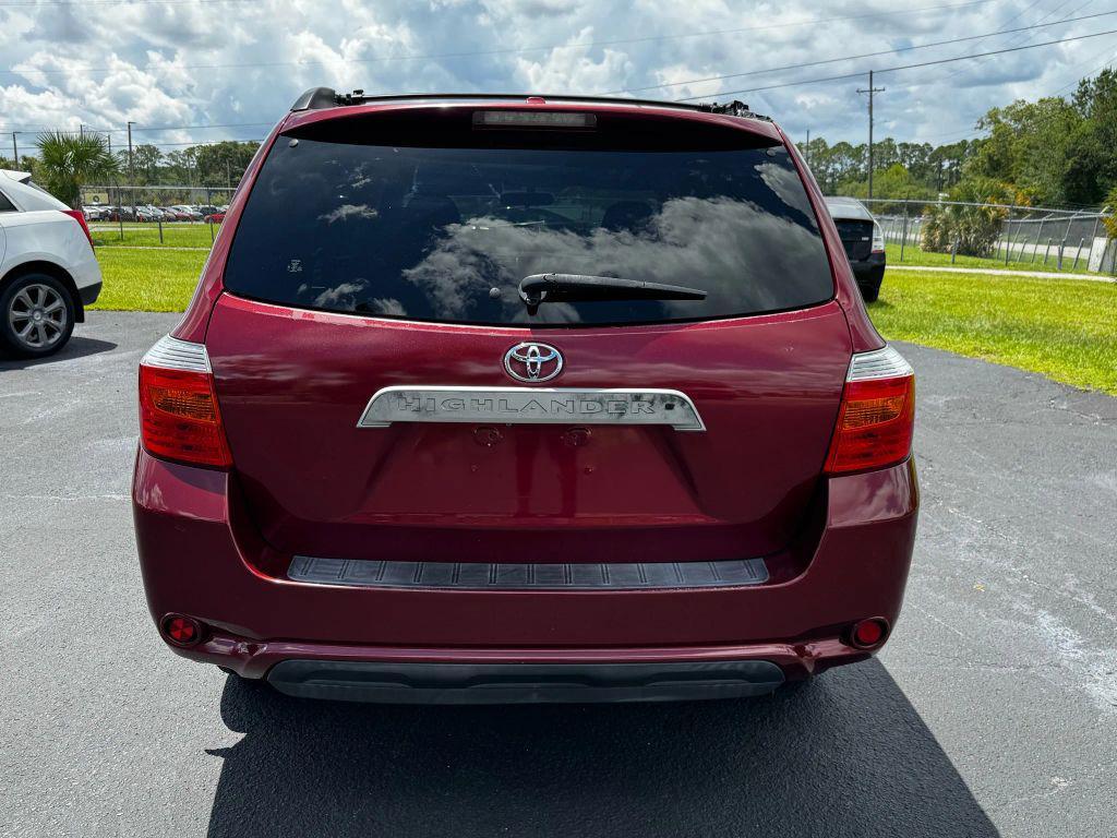 2010 Burgundy Toyota Highlander