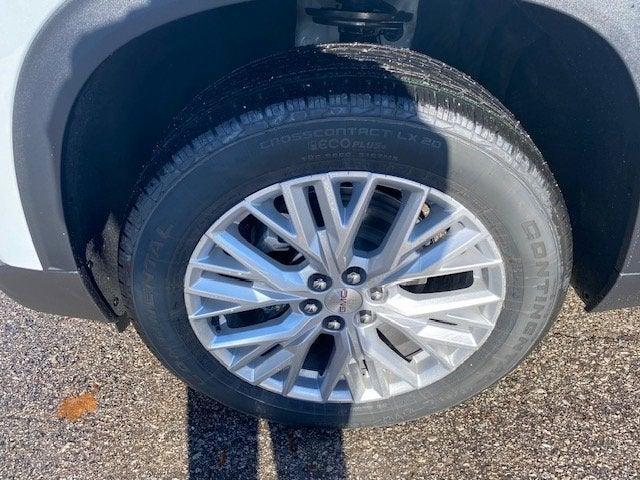 new 2026 GMC Acadia car, priced at $48,023