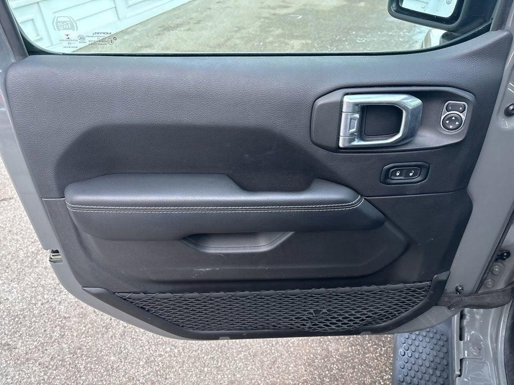 used 2022 Jeep Wrangler Unlimited car, priced at $31,385