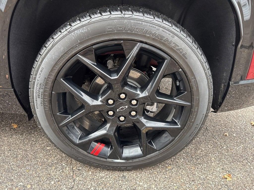 used 2025 Chevrolet Traverse car, priced at $50,995